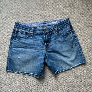 Gap denim embroidered Boyfriend jeans shorts